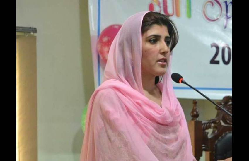 PTI, Ayesha Gulalai, Pakistan Tehreek-e-Insaf, PTI female lawmaker, Imran Khan, inappropriate messages, Pakistan Tehreek-e-Insaf female lawmaker, Pakistan Tehreek-e-Insaf chief Imran Khan, Imran Khan Ayesha Gulalai