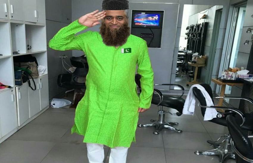 पत्रकार राजदीप सरदेसाई की फोटोशॉप्ड तस्वीर। इस तस्वीर को ट्विटर पर शेयर किया गया है।