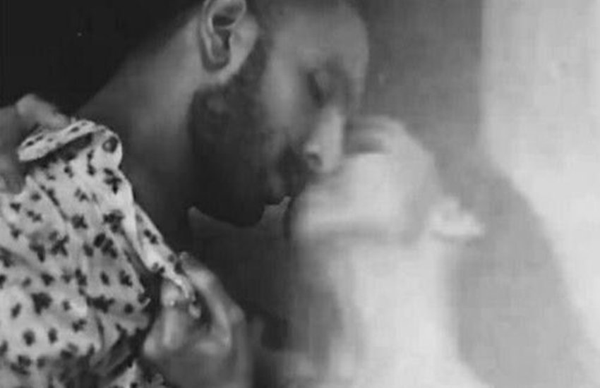 यही तस्वीर है जो सोशल मीडिया पर काफी वायरल हो रही है।