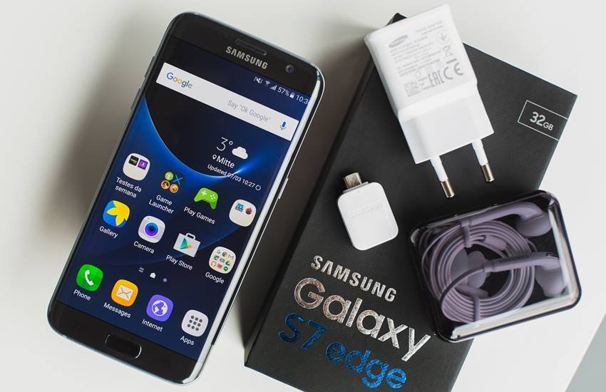 Samsung independence day sale: सैमसंग के इस स्मार्टफोन पर मिलेगा 20,000 रुपये तक ऑफर - Samsung independence day sale: buy samsung galaxy S7 and S7 edge smartphone and get up to Rs.