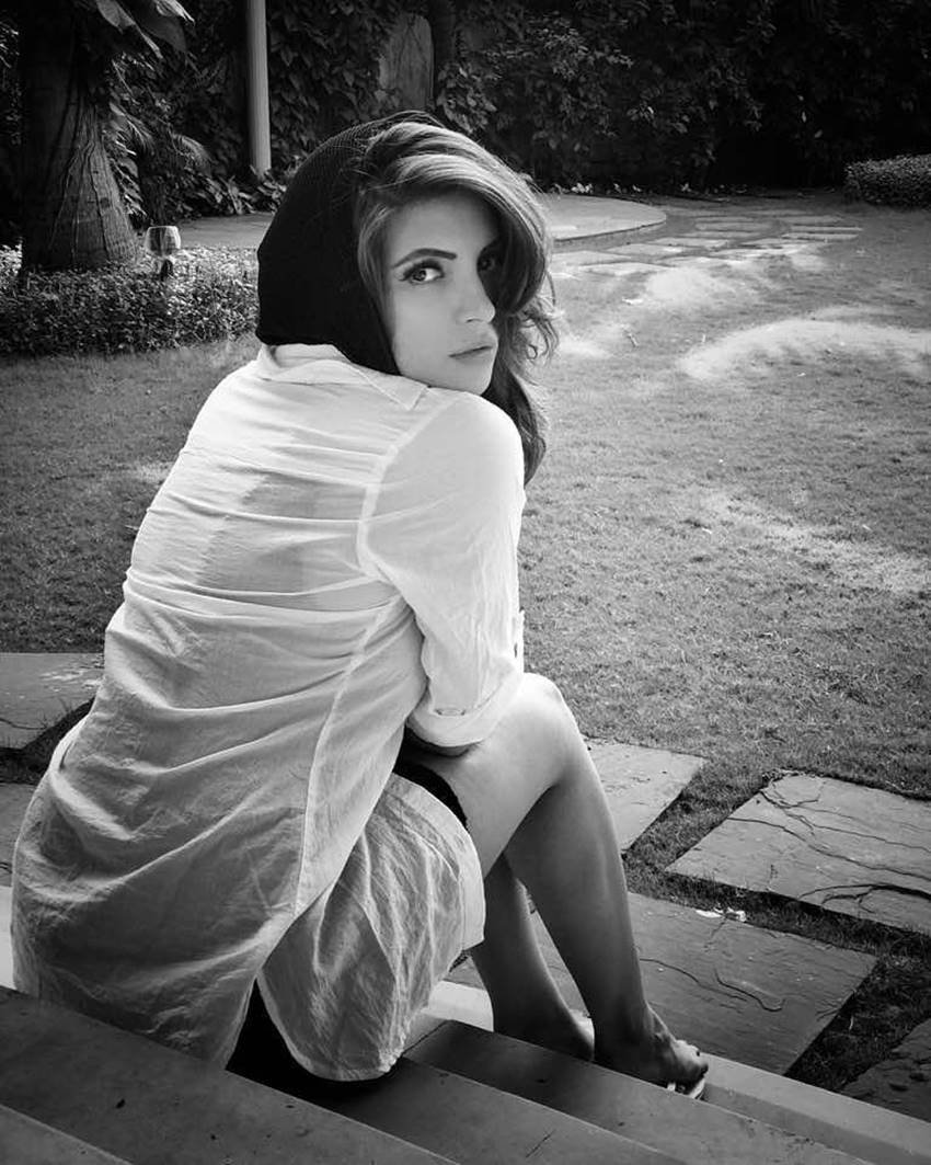 Shama Sikander, Shama Sikander Hot Photos, Shama Sikander Hot Pics, Shama Sikander Images, Shama Sikander HD Photos, Shama Sikander Movies, Shama Sikander Career, Shama Sikander Life Story, Shama Sikander Facts, Shama Sikander Hot Pictures