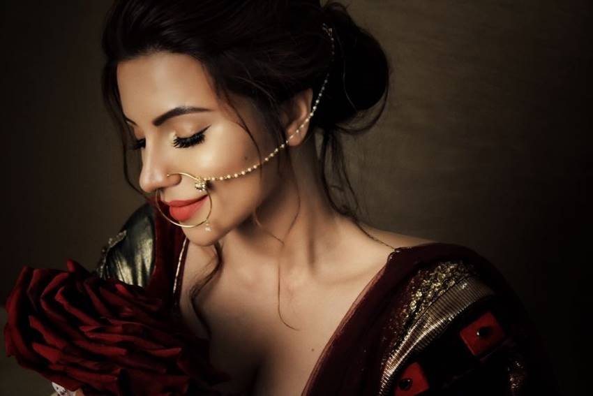 Shama Sikander, Shama Sikander Hot Photos, Shama Sikander Hot Pics, Shama Sikander Images, Shama Sikander HD Photos, Shama Sikander Movies, Shama Sikander Career, Shama Sikander Life Story, Shama Sikander Facts, Shama Sikander Hot Pictures