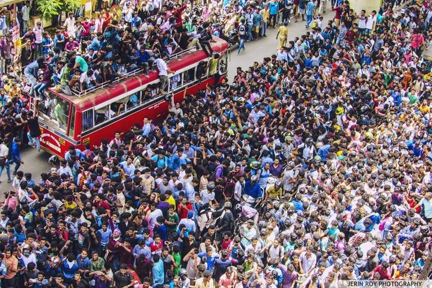 Sunny Leone, Sunny Leone Photos, Sunny Leone In Kochi, Sunny Leone Fone4, Sunny Leone In Kerala, Sunny Leone Hot Photos, Sunny Leone Images, Sunny Leone latest photo