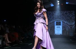 Sushmita Sen, Sushmita Sen Facts, Sushmita Sen Unknown Facts, Sushmita Sen Biography, Sushmita Sen Pics, Sushmita Sen New Pics, Sushmita Sen Hot Pics, Sushmita Sen Sexy Pics, Sushmita Sen Interesting Facts, Sushmita Sen HD Pics, Bollywood Actress Sushmita Sen, Bollywood Actress Sushmita Sen Facts, Bollywood Actress Sushmita Sen New Pics, Bollywood Actress Sushmita Sen Daughters, Bollywood Actress Sushmita Sen Two Daughters, Renee Sen, Alisah Sen, Renee Sen Pics, Alisah Sen Pic, Photo Gallery, Jansatta
