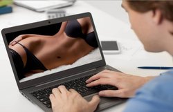 पढ़िए लोगों के इंटरनेट पर पॉर्न सर्च करने की दिलचस्प आदतों के बारे में