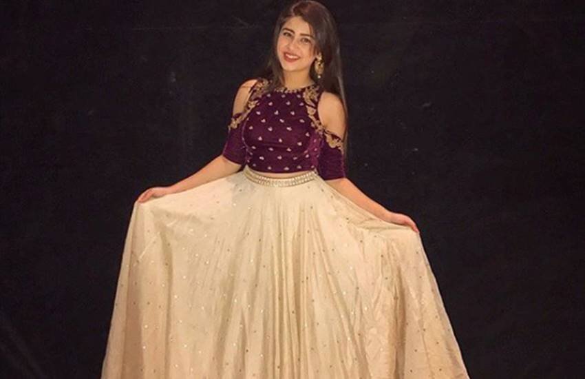 aditi bhatia, aditi bhatia photos, aditi bhatia real life, aditi bhatia real life photos, ruhi bhalla, ye hain mohbbatein actress, ye hain mohbbatein aditi bhatia, star plus aditi bhatia, aditi bhatia social media, aditi bhatia instagram, photo gallery, aditi bhatia photoshoot, entertainment, jansatta