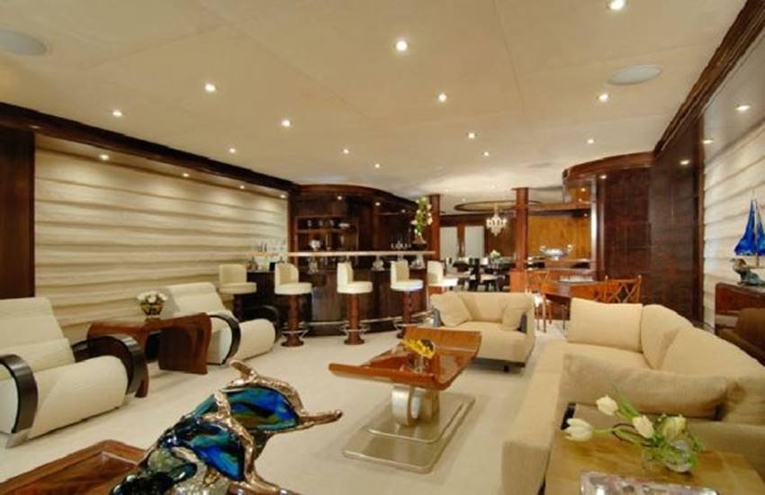 amitabh bachchan, amitabh bachchan home, amitabh bachchan home photos, amitabh bachchan home mumbai, amitabh bachchan home interior, inside photos of jalsa, jalsa photos, amitabh bachchan jalsa photos, photos of jalsa