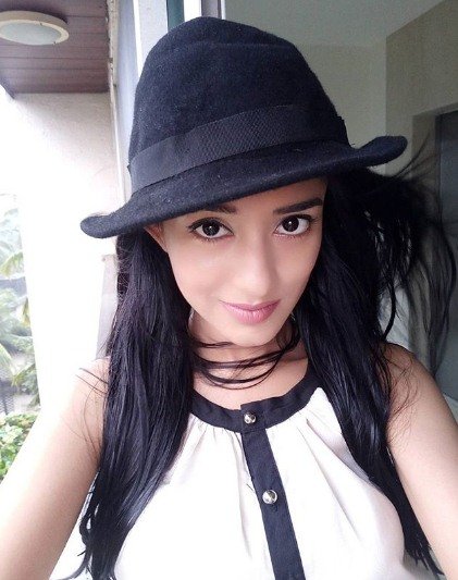 Amrita Rao, Amrita Rao Wedding, Amrita with RJ Anmol, Amrita and Anmol, Bollywood News