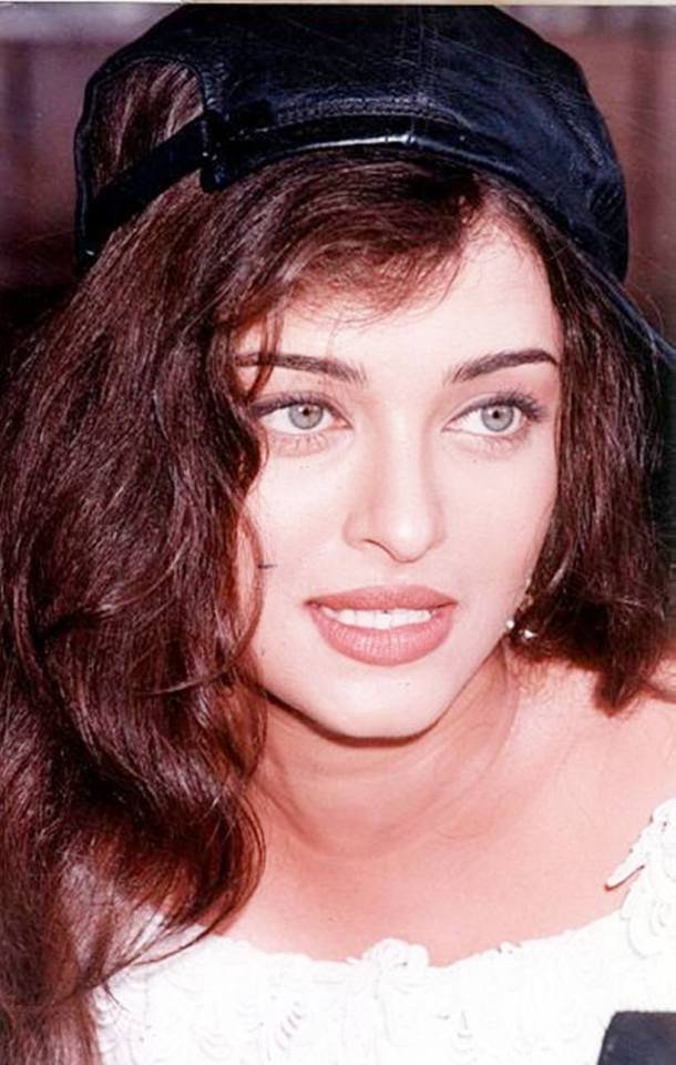 ishwarya rai bachchan, aishwarya rai, aishwarya rai old pictures, aishwarya rai photos, aishwarya rai family, about aishwarya rai, aishwarya rai 20 years in bollywood, aishwarya rai bollywood films, aishwarya rai films