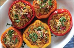 खाना चाहते हैं कुछ मसालेदार और टेस्टी तो बनाए पंजाबी भरवां शिमला मिर्च, पढ़ें विधि