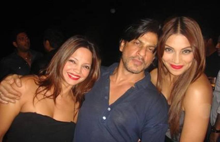 drunk bollywood stars in parties, drunk bollywood actress, drunk bollywood actress in parties, dirty bollywood party, inside pics of bollywood parties, drunk bollywood stars, bollywood parties party