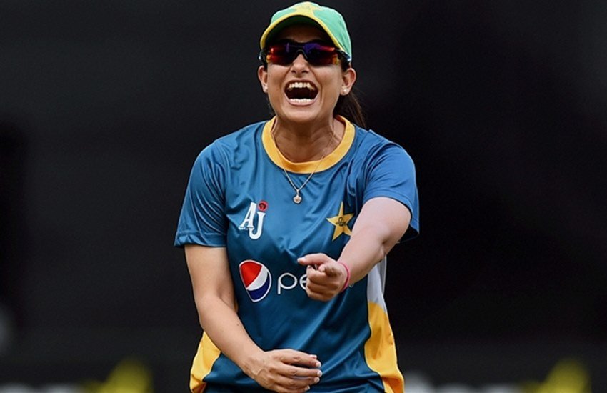 सना मीर के नेतृत्व में पाकिस्तानी टीम तालिका में सबसे नीचे रहे थी और उसे सात टीमों के खिलाफ एक भी जीत नहीं मिल सकी थी। (Express Photo)