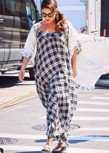 "priyanka chopra, priyanka chopra bryan adams, priyanka chopra instagram, bryan adams instagram, priyanka bryan hear the world foundation, hear the world foundation, priyanka chopra images, priyanka chopra cute images, priyanka bryan photoshoot