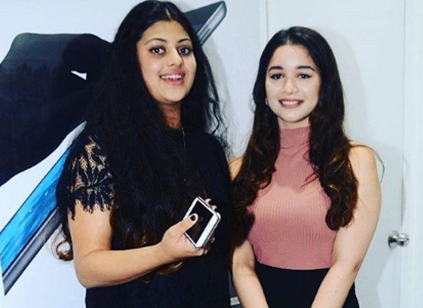 Sara Tendulkar with Anjali Tendulkar, sara and anjali, sachin tendulkar wife and daughter, sara and anjali in a event, Asha Bhosle's granddaughter, zanai bhosle