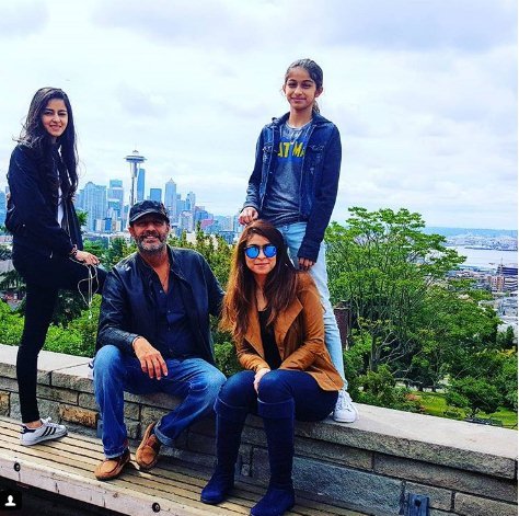 Farah Khan, Chunky Pandey, Ananya Pandey, Daughter, Photo, Comment, Funny, DNA