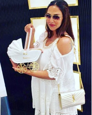 esha deol, esha deol godh bharai, esha deol pregnancy, esha deol marriage, esha deol bharath takthani, esha deol family, esha deol wedding, esha deol latest, esha deol pregnancy photos