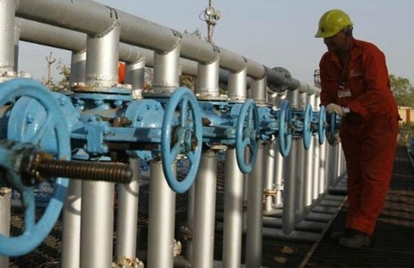 GAIL Recruitment 2017: सरकारी गैस कंपनी GAIL में नौकरी करने का सुनहरा मौका आपको मिल रहा है। गभग 155 पदों पर गेल भर्ती करने जा रहा है। (Reuters)