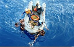 Indian coast guards Recruitment 2017: 12वीं पास वालों के लिए नौकरी पाने का बेहतरीन मौका, जानिए आवेदन की आखिरी तारीख