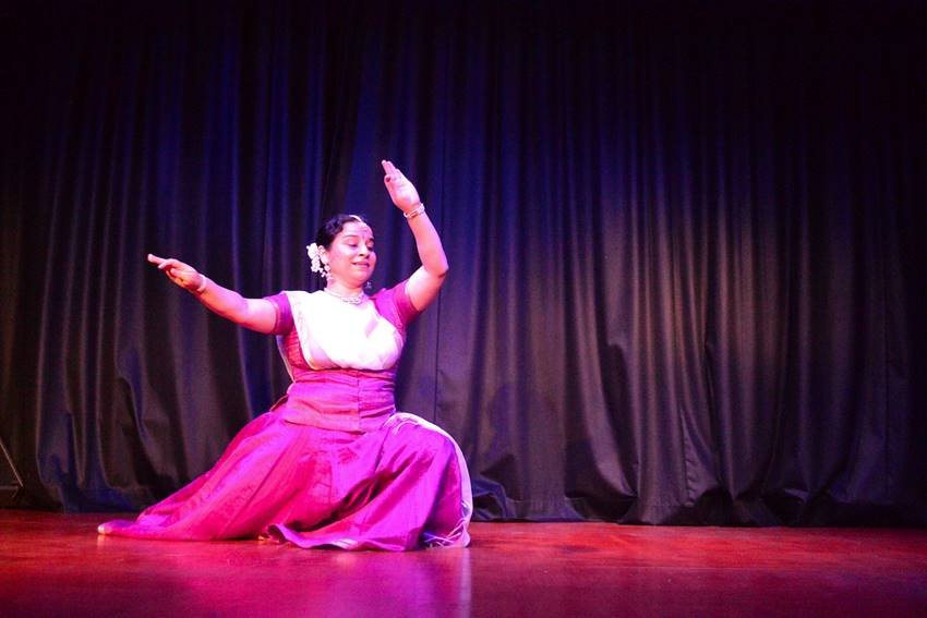 तलाश-ए-हक की पेशकश