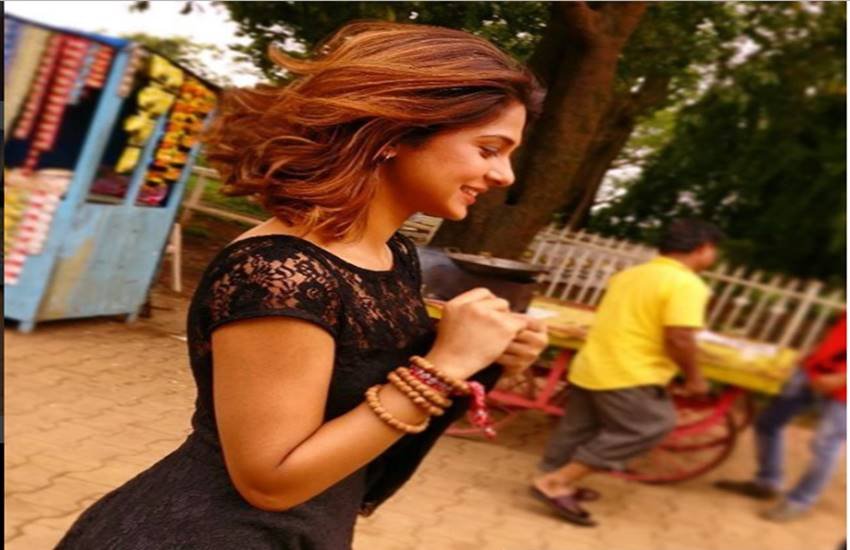 jennifer winget, jennifer winget intresting facts, jennifer winget photos, jennifer winget television actress, jennifer winget first movie, jennifer winget first tv series, shakalaka boom boom actress, jennifer winget and karan singh grover, jennifer winget and past life, jennifer winget's life facts, jennifer winget photo gallery, television news in hindi, entertainment, jansatta