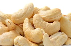 काजू के सेवन से दूर होगा डिप्रेशन, जानें और क्या हैं इसके फायदे