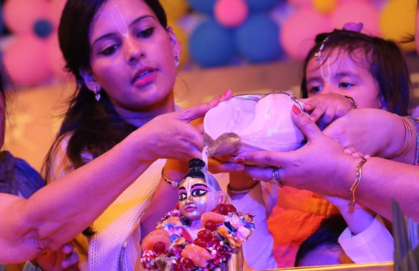 Janmashtami, Janmashtami 2017, Janmashtami Vrat Vidhi, Krishna Janmashtami, Krishna Janmashtami 2017, Janmashtami Vrat vidhi in Hindi, Janmashtami Puja Vidhi, Janmashtami Puja Katha, Janmashtami Vrat katha, Janmashtami Vrat Katha in Hindi, जन्माष्टमी, जन्माष्टमी 2017, जन्माष्टमी पूजा विधि, जन्माष्टमी व्रत विधि, जन्माष्टमी व्रत कथा, Krishna Janmashtami Vrat Vidhi Janmashtami, Janmashtami 2017, Janmashtami Vrat Vidhi, Krishna Janmashtami, Krishna Janmashtami 2017, Janmashtami Vrat vidhi in Hindi, Janmashtami Puja Vidhi, Janmashtami Puja Katha, Janmashtami Vrat katha, Janmashtami Vrat Katha in Hindi, जन्माष्टमी, जन्माष्टमी 2017, जन्माष्टमी पूजा विधि, जन्माष्टमी व्रत विधि, जन्माष्टमी व्रत कथा, Krishna Janmashtami Vrat Vidhi