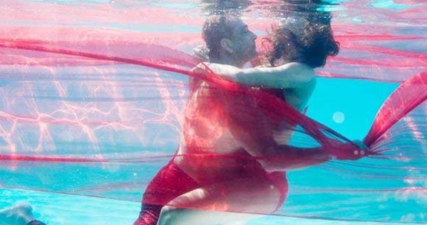 raabta underwater romance, emraan hashmi with amyra dastur underwater, lara dutta underwater romance with sanjay dutt, OK jaanu underwater romance, underwater kissing