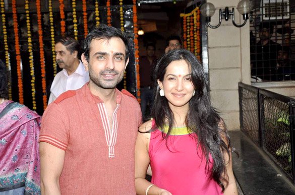 Anupam kher kirron kher, parmeet sethi archana puran singh, mihir mishra manini mishra , mayank anand with shraddha nigam, arijit singh with koel, ashutosh rana renuka, rd burman asha bhosle, Ram Kapoor and Gautami Kapoor, TV Celebs Who Married Divorced Women,