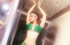 Mouni Roy, Ajay Devgn, Baadshaho