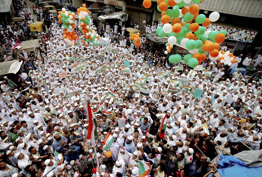 up madarsa school, cm yogi, lucknow news, gorakhpur news, bareilly news, up minority minister, up government