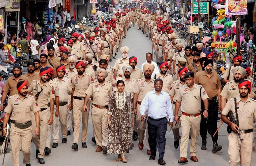 dera sacha sauda, ram rahim, ram rahim singh, ram rahim singh news, hardeep dhillon, punjab dgp, punjab and haryana high court, ram rahim singh latest news, dera sacha sauda news, ram rahim singh case news, gurmeet ram rahim, gurmeet ram rahim singh, dera sacha sauda case, dera sacha sauda news in hindi, ram rahim verdict, Ram Rahim Singh mamla, Ram Rahim mamla, Ram Rahim Singh latest news in hindi, dera sacha sauda ram rahim singh, baba ram rahim news, baba ram rahim, news in hindi