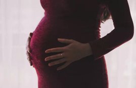 Twin Pregnancy, How To Care Pregnant Women, Pregnancy, Twin Pregnancy nutrition, C-Section Birth, More rest, Twin Pregnancy Tips, Twin Pregnancy Health Tips, Twin Pregnancy Nutrition, Twin Pregnancy Diet, Health Tips In Hindi, Lifestyle News In Hindi, Pregnancy Tips In Hindi, Jansatta