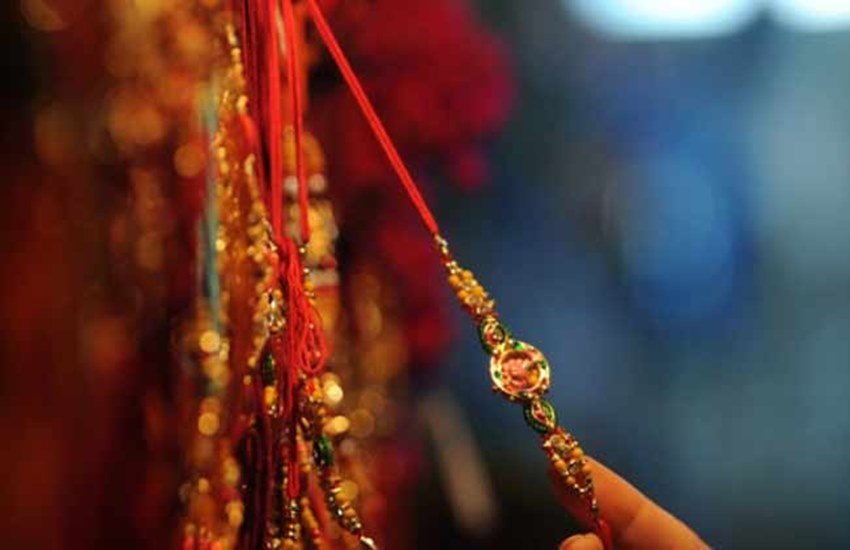 Raksha Bandhan, Raksha Bandhan 2017, Raksha Bandhan 2017 date, रक्षाबंधन, रक्षाबंधन 2017, Raksha Bandhan date in india