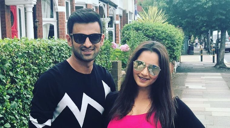 Tavleen Singh and Salman Taseer, Nonita Lall and Faisal Qureshi, Mohsin Khan and Reena Roy, 5 famous Indian women who married Pakistani men, Shoaib Malik and Sania Mirza