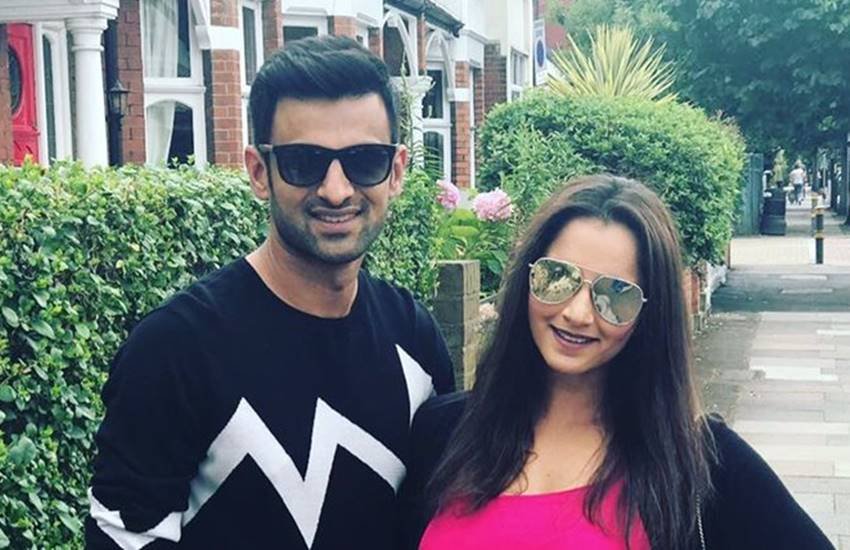 pakistani cricketers and indian actresses, pakistani cricketers, zaheer abbas wife rita luthra, famous Indian women who married Pakistani,love story india pakistan, pakistani cricketers love affairs, pakistani cricketers girlfriends, indian actress and pakistani cricketers
