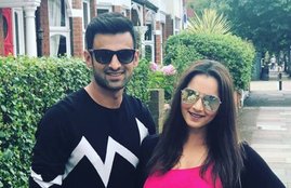 pakistani cricketers and indian actresses, pakistani cricketers, zaheer abbas wife rita luthra, famous Indian women who married Pakistani,love story india pakistan, pakistani cricketers love affairs, pakistani cricketers girlfriends, indian actress and pakistani cricketers