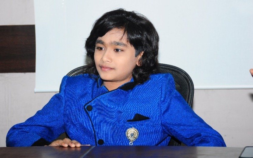 ruhanika dhawan yeh hai mohabbatein, Kartikey Malviya in shani dev, Pari kasam, ishqbaaz, Pahredar piya ki