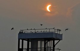 Surya Grahan, Surya Grahan 2017, Surya Grahan date, Surya Grahan 2017 date, Surya Grahan timings, Surya Grahan 2017 timings, Surya Grahan 2017 date and time, Solar Eclipse, Solar Eclipse 2017, Solar Eclipse in India, Solar Eclipse India, Solar Eclipse 2017 Date