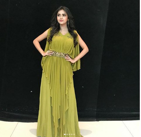 Pehredaar Piya Ki, tejaswi prakash, Tejaswi, daily soap, indian shows, Swragini Actress, Pehredaar Piya ki Actress, Tv Actress Tejaswi Prakash, Tejaswi Prakash Hot Photos, Tejaswi Prakash latest Photos, Tejaswi Prakash Fitness Secret, Tejaswi Prakash Show