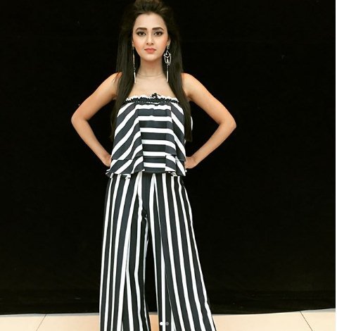 Pehredaar Piya Ki, tejaswi prakash, Tejaswi, daily soap, indian shows, Swragini Actress, Pehredaar Piya ki Actress, Tv Actress Tejaswi Prakash, Tejaswi Prakash Hot Photos, Tejaswi Prakash latest Photos, Tejaswi Prakash Fitness Secret, Tejaswi Prakash Show