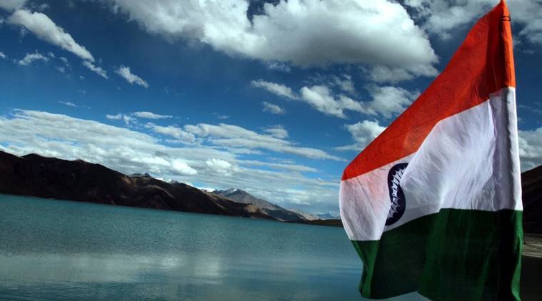 चीनी विदेश मंत्रालय की प्रवक्ता हुआ चुनयिंग ने दावा किया कि यह घटना उस वक्त हुई जब चीनी सैनिक 15 अगस्त को झील इलाके के आस पास वास्तविक नियंत्रण रेखा (एलएसी) पर अपने क्षेत्र में सामान्य गश्त कर रहे थे। चीनी विदेश मंत्रालय की प्रवक्ता हुआ चुनयिंग ने दावा किया कि यह घटना उस वक्त हुई जब चीनी सैनिक 15 अगस्त को झील इलाके के आस पास वास्तविक नियंत्रण रेखा (एलएसी) पर अपने क्षेत्र में सामान्य गश्त कर रहे थे।