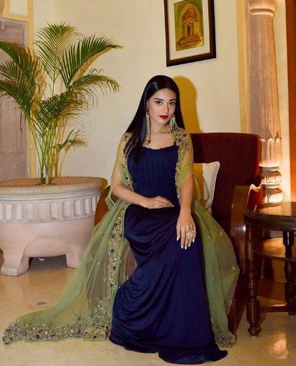 Amrita Rao, Amrita Rao Wedding, Amrita with RJ Anmol, Amrita and Anmol, Bollywood News