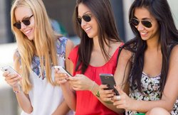 वोडाफोन ने निकाला 7 रुपये का सुपर आवर पैक, जानिए कौन सा प्लान है आपके लिए बेस्ट