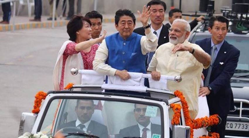 Akie Abe, Japan Prime Minister Wife, Japan Prime Minister Shinzo Abe Wife Akie Abe, Shinzo Abe Wife Akie Abe, Akie Abe in India, Akie Abe India Visit, Akie Abe Facts, Akie Abe Unknown Facts, Akie Abe Pics, Akie Abe Instagram Pics, Photo Gallery, Jansatta