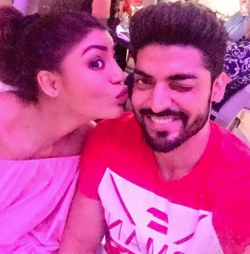 Gurmeet Choudhary, Debina Bonnerjee, gurmeet debina enjoying holiday, gurmeet debina in goa, see pictures of Gurmeet Choudhary, Gurmeet Choudhary, Debina Bonnerjee, gurmeet debina enjoying holiday, gurmeet debina in goa, see pictures of Gurmeet Choudhary, bollywood news, entertainment news bollywood updates, bollywood updates in hindi, bollywood news, entertainment news bollywood updates, bollywood updates in hindi