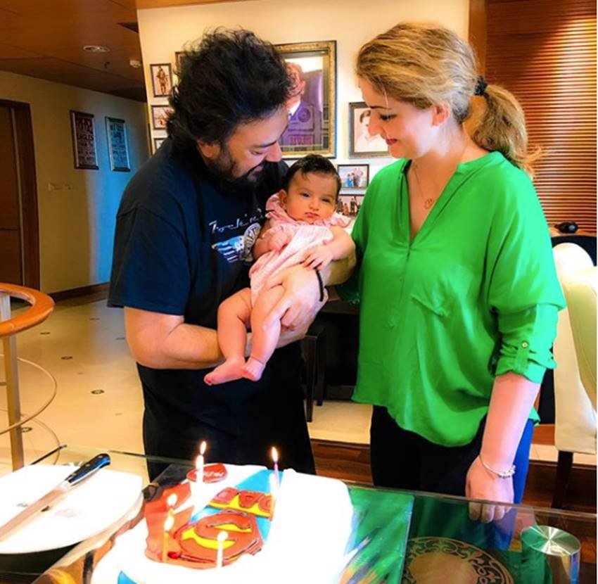 adnan sami little daughter Medina, picture of adnan sami family, Medina hd photos, daughter of adnan sami, adnan sami and daughter Medina, adnan sami little daughter Medina, picture of adnan sami family, Medina hd photos, daughter of adnan sami, adnan sami and daughter Medina, bollywood news, entertainment news bollywood updates, bollywood updates in hindi, bollywood news, entertainment news bollywood updates, bollywood updates in hindi