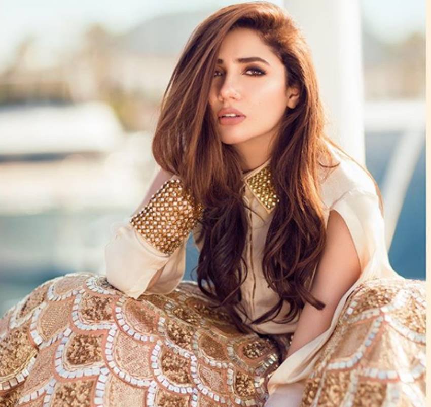 Mahira Khan, photo shoot of mahira khan, mahira khan in long skirt, mahira photoshoot in lehanga, mahira win lahanga on a beach, see HD pictures of Mahira Khan, Mahira Khan, photo shoot of mahira khan, mahira khan in long skirt, mahira photoshoot in lehanga, mahira win lahanga on a beach, see HD pictures of Mahira Khan, bollywood news, bollywood updates, bollywood updates in hindi, bollywood updates in hindi, bollywood news in hindi