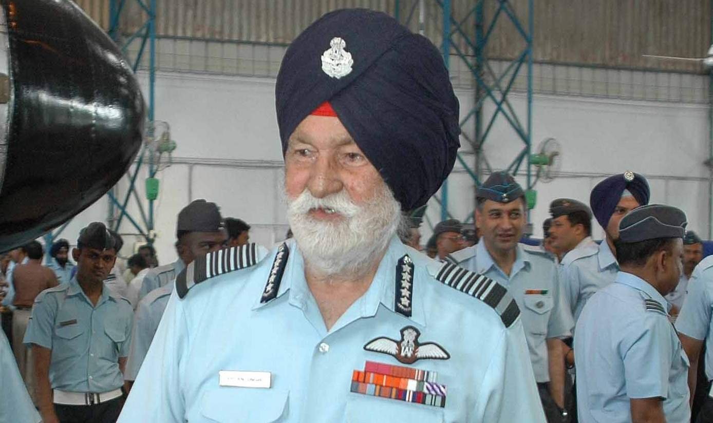Mandira Bedi, Arjan Singh, Amitabh Bachchan, IAF Marshal, Bollywood, Mandira Bedi Relastionship with marshal arjan singh