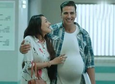Gold Star Akshay Kumar, akshay kumar catch up for movie date with wife, akshay kumar twinkle khanna, see pictures of twinkle khanna, see pictures of akshay kumar, akshay and twinkle out on movie date, Gold Star Akshay Kumar, akshay kumar catch up for movie date with wife, akshay kumar twinkle khanna, see pictures of twinkle khanna, see pictures of akshay kumar, akshay and twinkle out on movie date, bollywood news, entertainment news in hindi, bollywood news in hindi, entertainment news