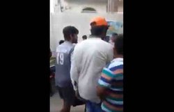 पाकिस्तानी क्रिकेटर ने फैन से की बदतमीजी, सेल्फी लेने पर फोन तोड़ा